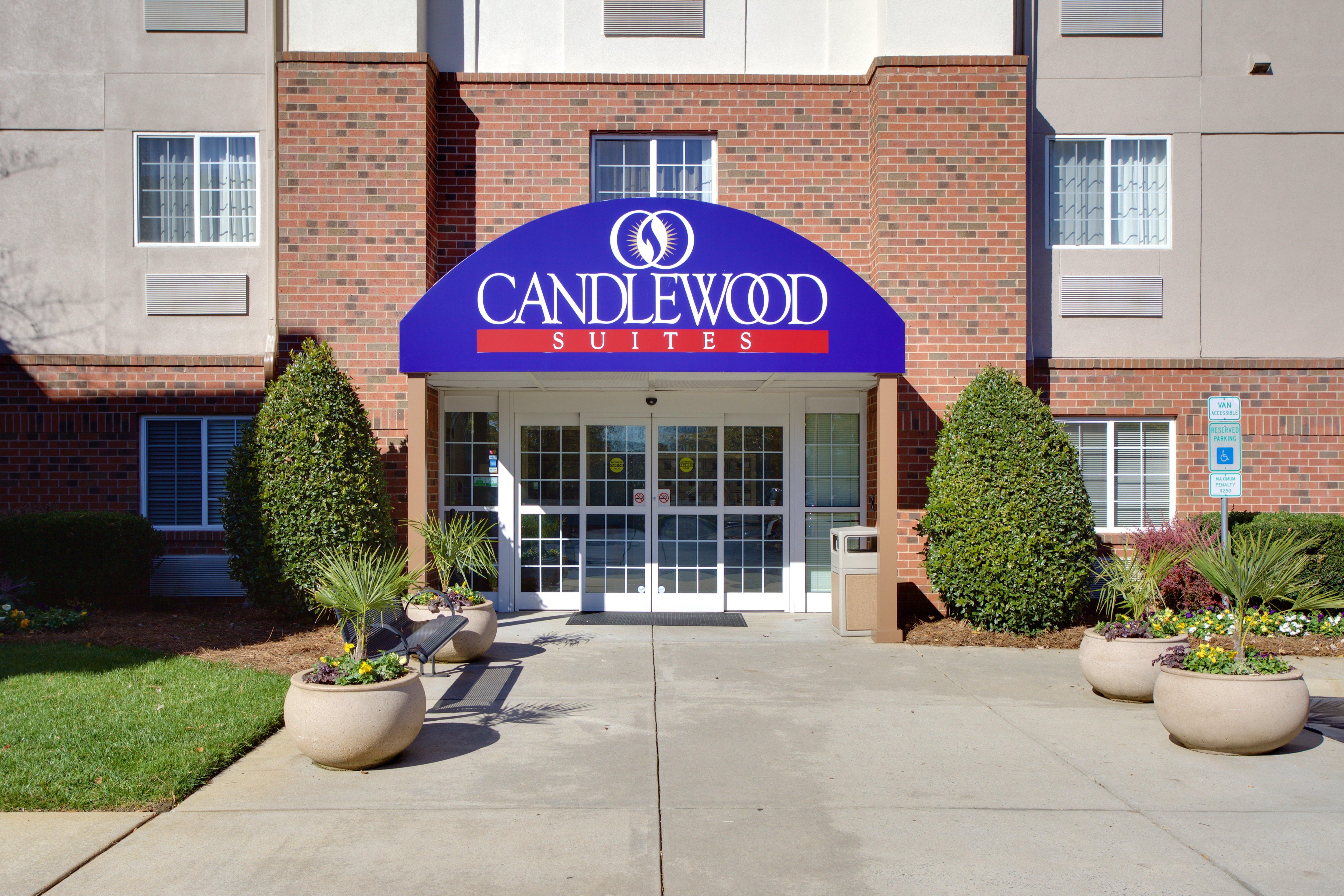 Candlewood Suites Raleigh Crabtree, An Ihg Hotel Exterior photo