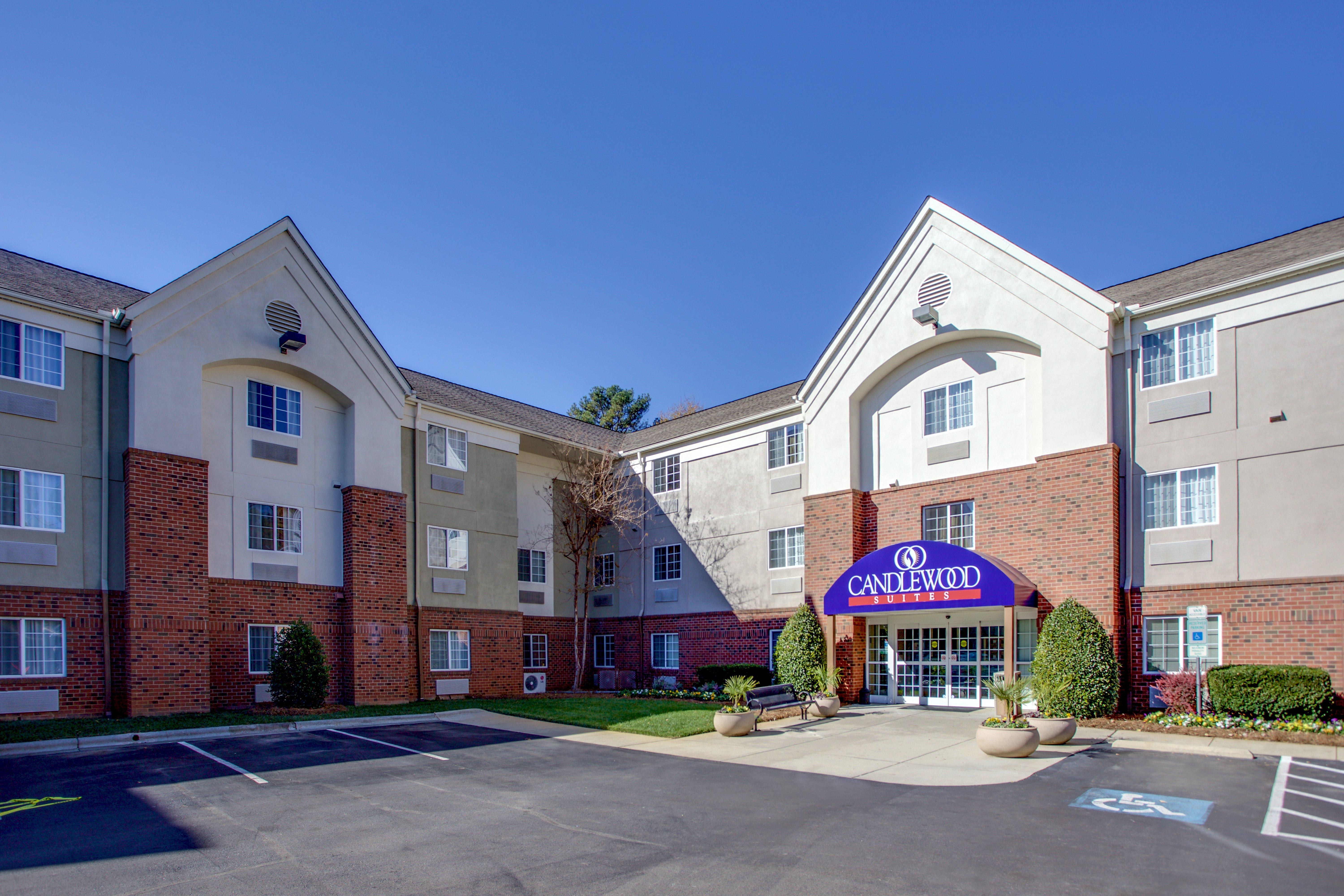 Candlewood Suites Raleigh Crabtree, An Ihg Hotel Exterior photo